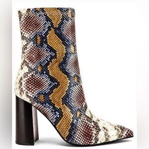 Jeffrey Campbell Siren Snakeskin Python Ankle Boots Block Heel Size 9